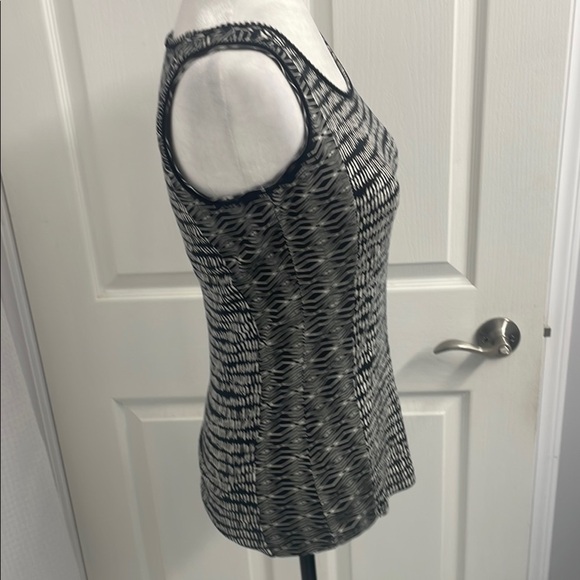 Sigrid Olsen Black & Cream Patterned Women's Top - Picture 4 of 9